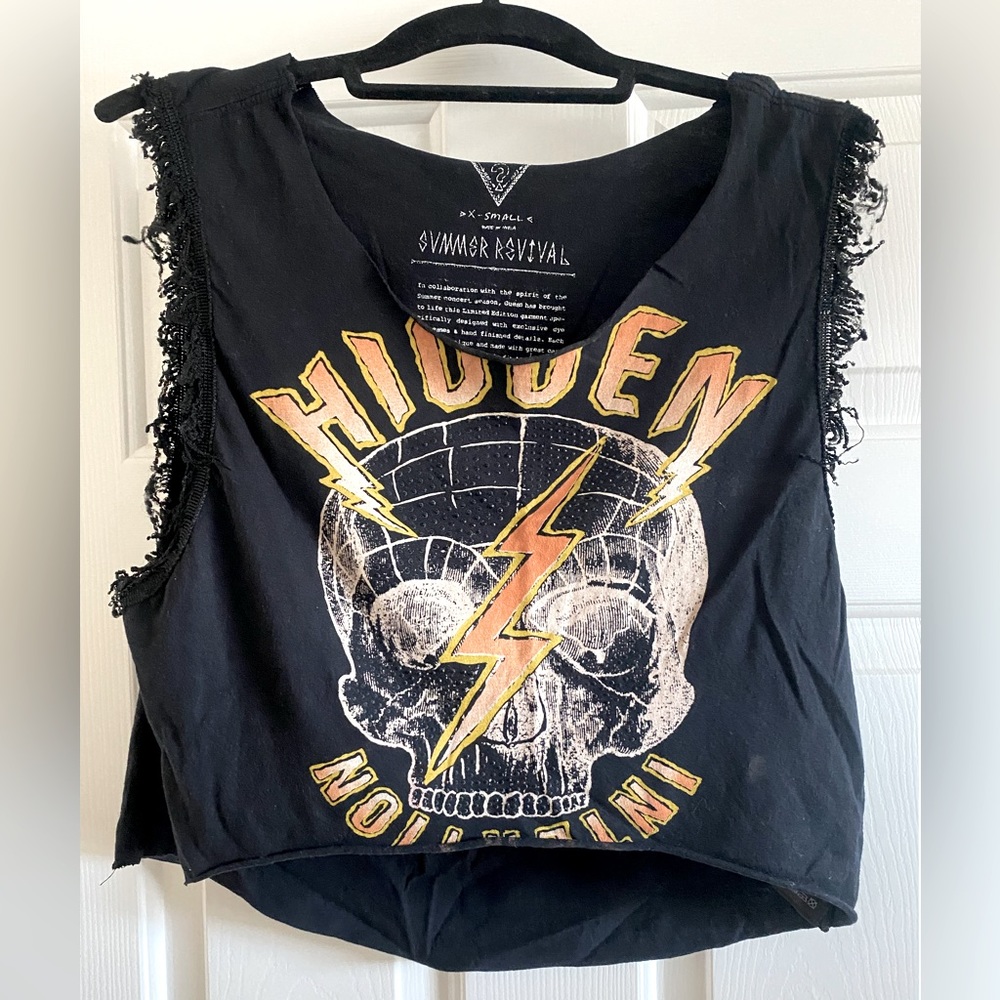 Guess - XS Graphic tee